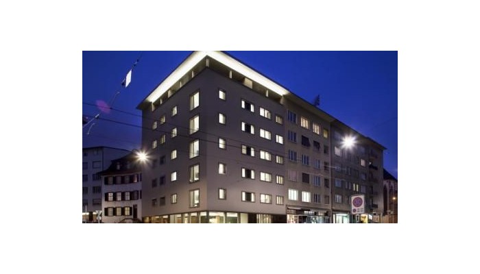 Hotel D poza 0