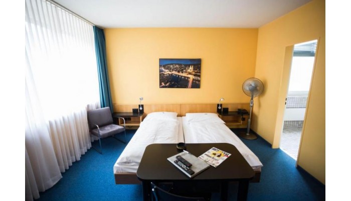 Poza pentru Hotel X-tra 242-1531471784 Hotel X-tra poza 2